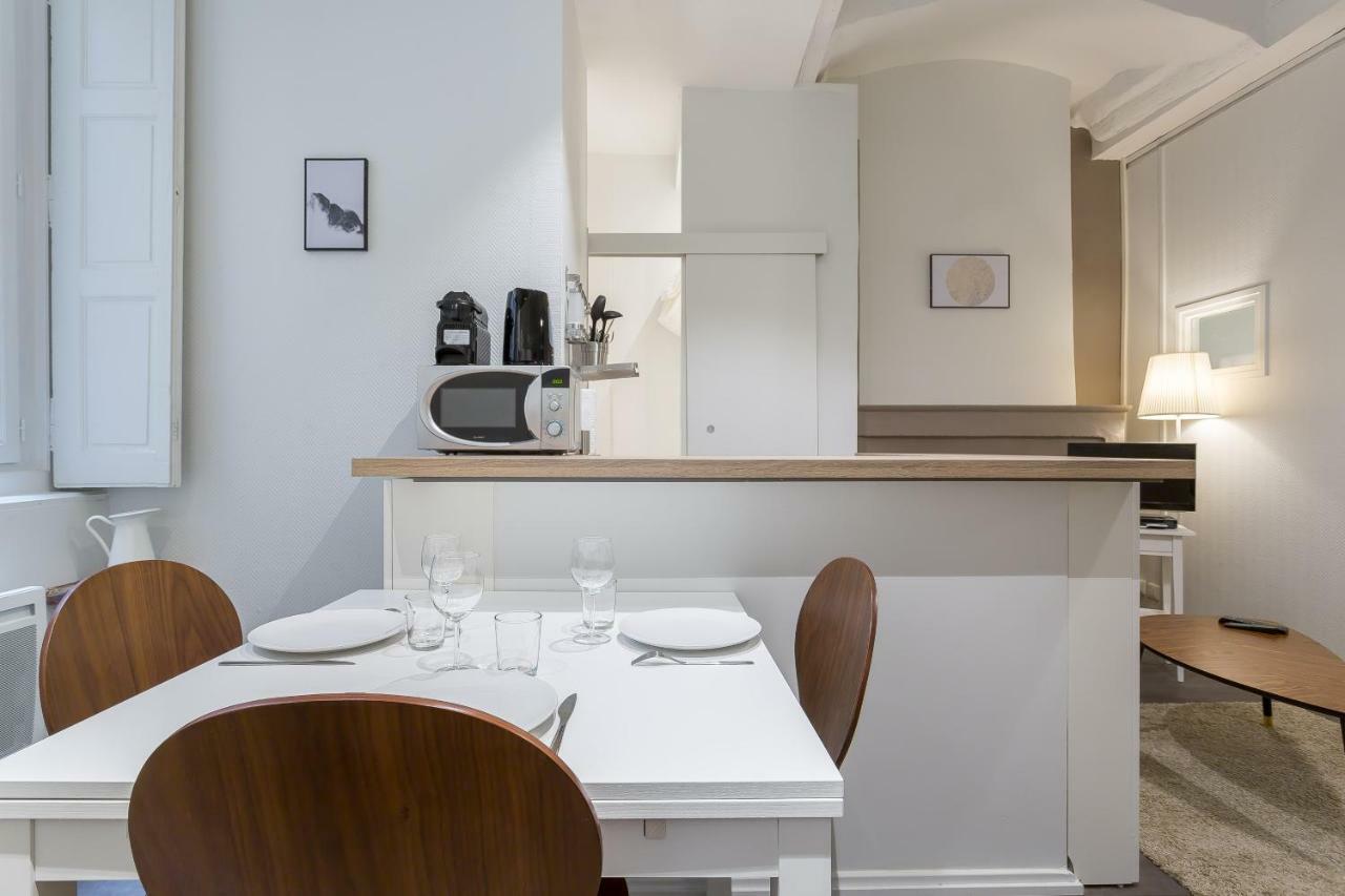 Jusquà 6 Personnes Au Coeur Du Vieux Appartement