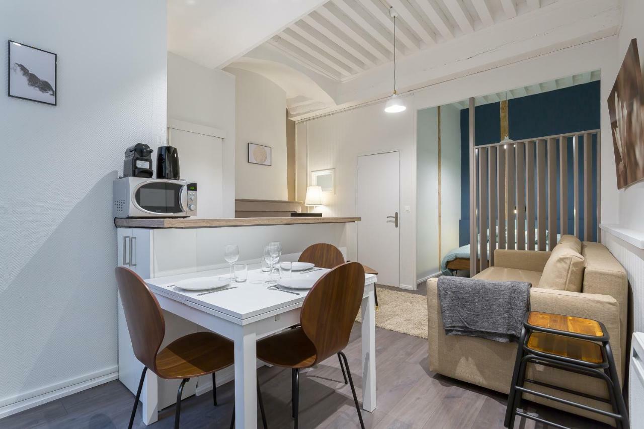 Jusquà 6 Personnes Au Coeur Du Vieux Lyon