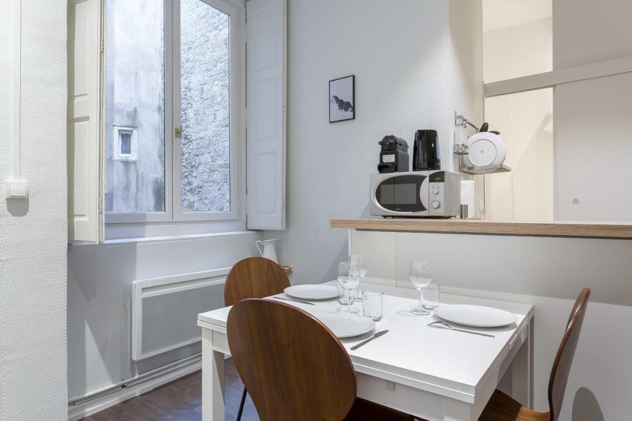Jusquà 6 Personnes Au Coeur Du Vieux Lyon